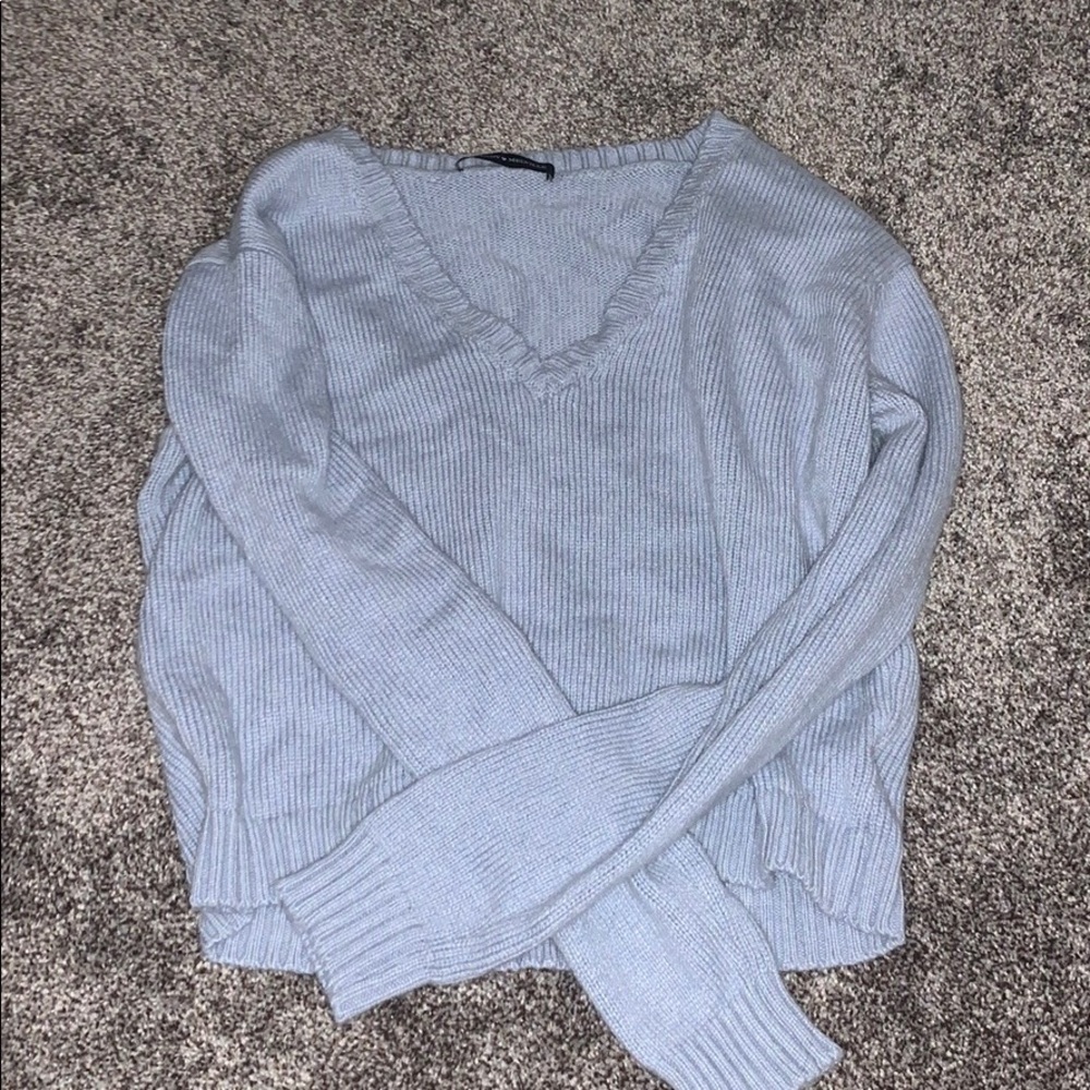 Sweater - Picture 2 of 3